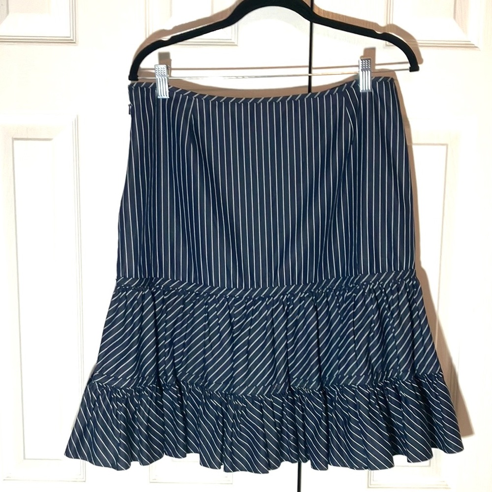 American Living Navy with White Pinstripe Ruffle Skirt Sz 10